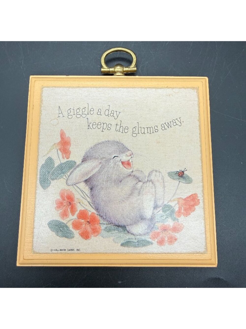Vtg Hallmark Wood Plaque A Giggle A Day Keeps The Glums Away Bunny Wall Hanging